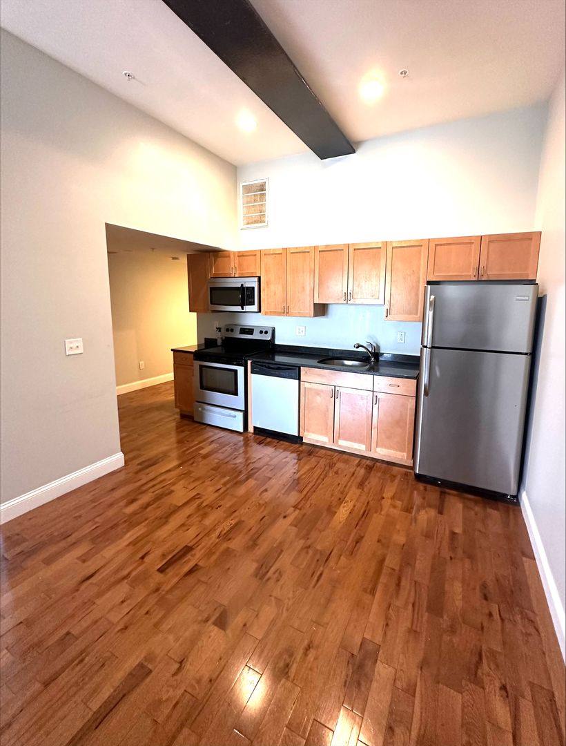 Apartment for rent at 26 Portland St, Worcester, MA 01608