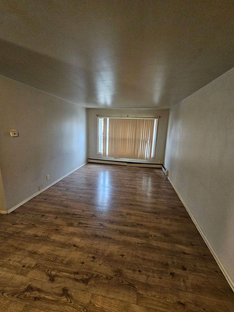 1305 - 1345 W Locust St 2866-2868 N, Milwaukee, WI 53206 - Apartment for Rent - Image 7