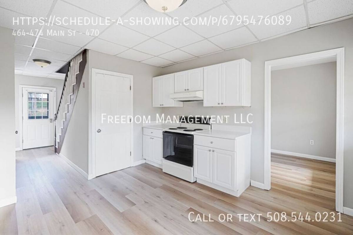 Apartment for rent at 464-474 Main St, Hardwick, MA 01037
