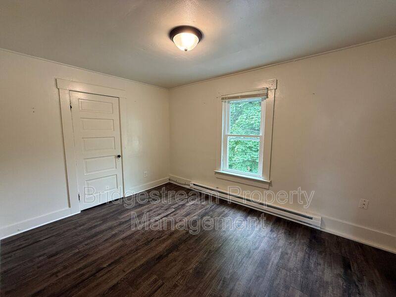 Apartment for rent at 21-B John, Dayton, OH 45403