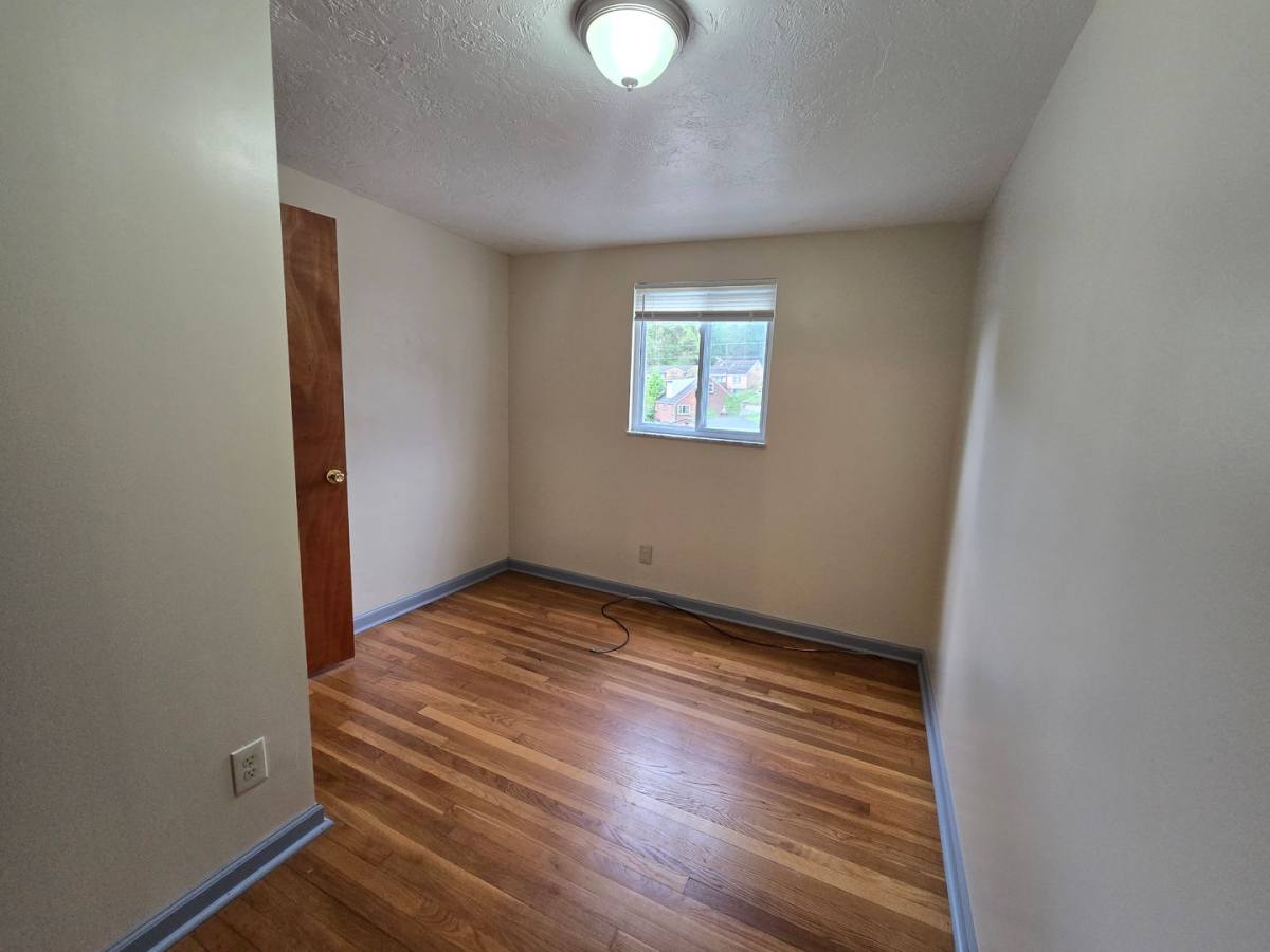 Townhouse for rent at 261 Universal Rd, Pittsburgh, PA 15235