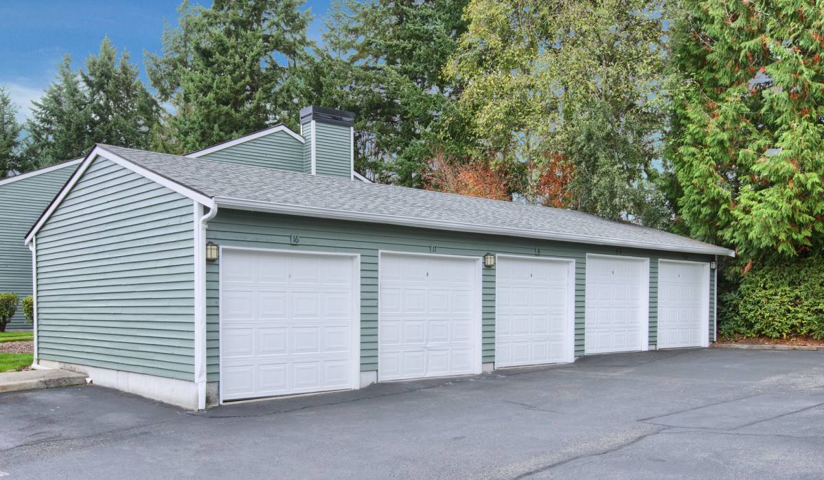 Apartment for rent at 32420 1st Lane SW, Federal Way, WA 98023