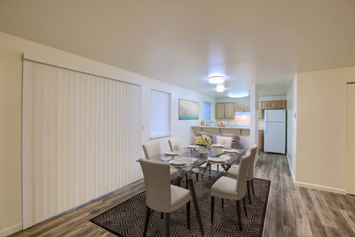 Apartment for rent at 32420 1st Lane SW, Federal Way, WA 98023