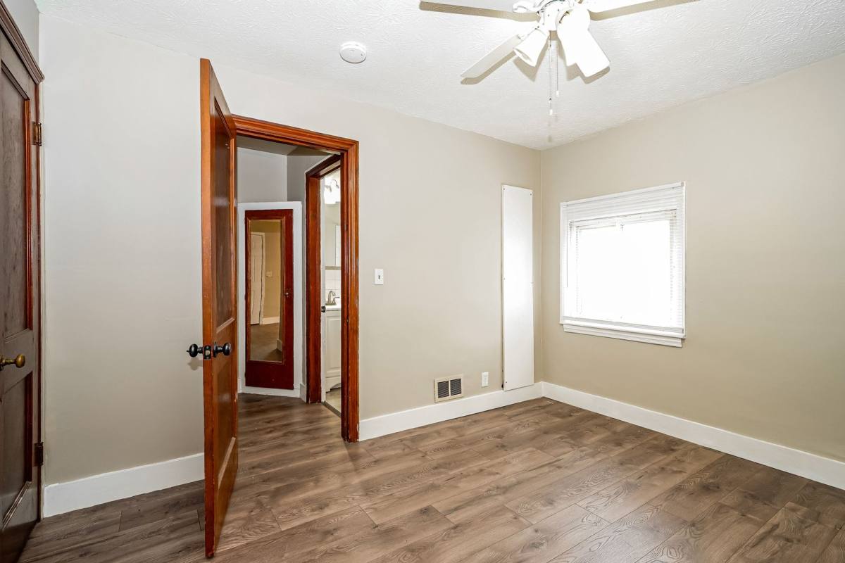 Apartment for rent at 2654-2656 Avalon Place, Columbus, OH 43219