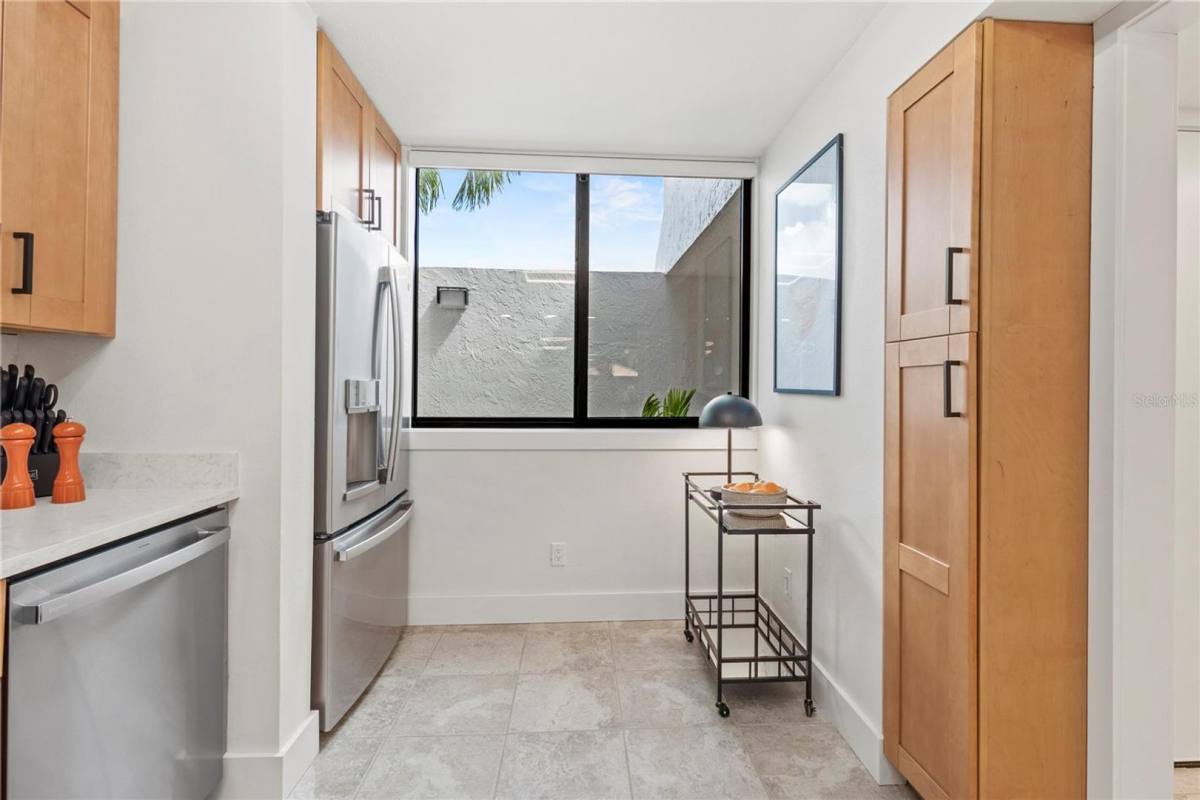 House for rent at 806 Bayport Way, Longboat Key, FL 34228