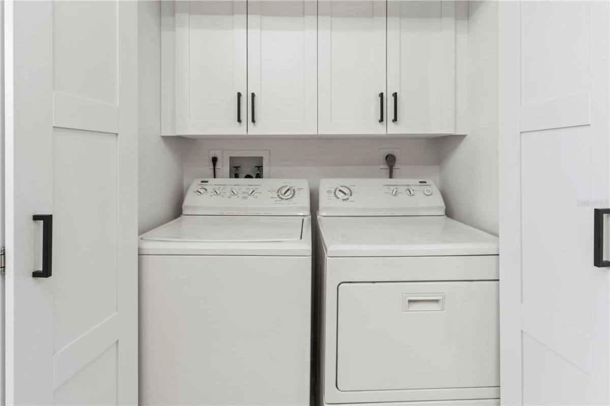 House for rent at 806 Bayport Way, Longboat Key, FL 34228