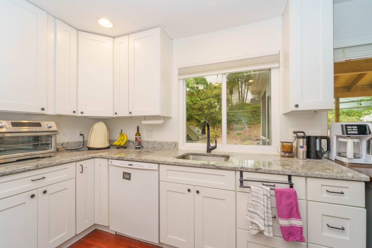 House for rent at 6224 Capella Ave, Burke, VA 22015