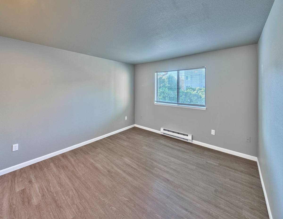 Apartment for rent at 902 N 95th St, Seattle, WA 98103