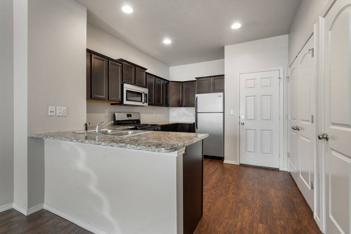 Townhouse for rent at 5012 S Quaker Ave, Tulsa, OK 74105