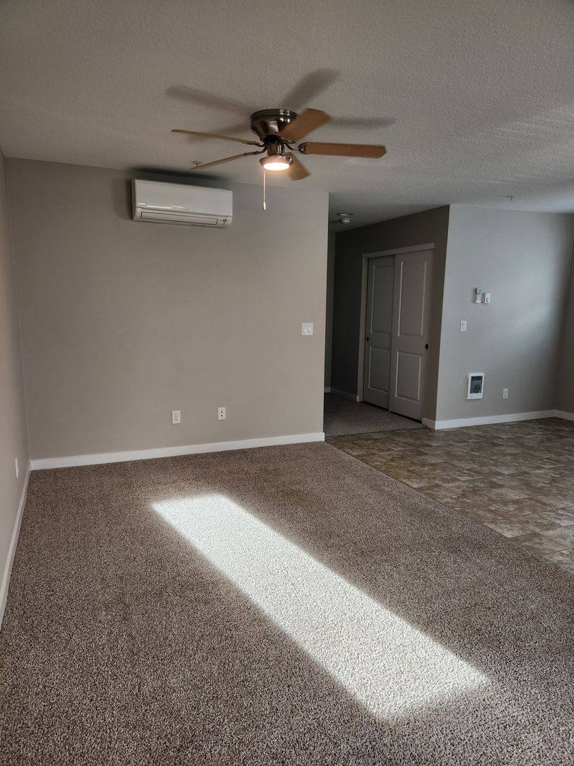 Apartment for rent at 751-757 Plymouth Dr, Salem, OR 97303