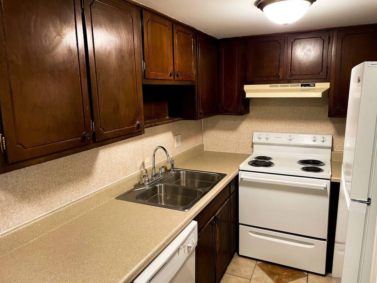 Apartment for rent at 3217 Kemmons Dr, Louisville, KY 40218
