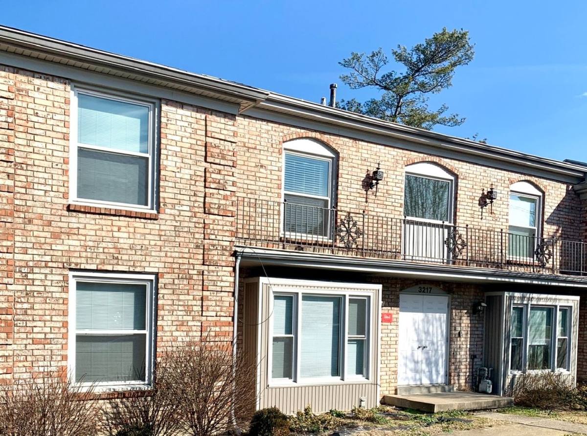 Apartment for rent at 3217 Kemmons Dr, Louisville, KY 40218