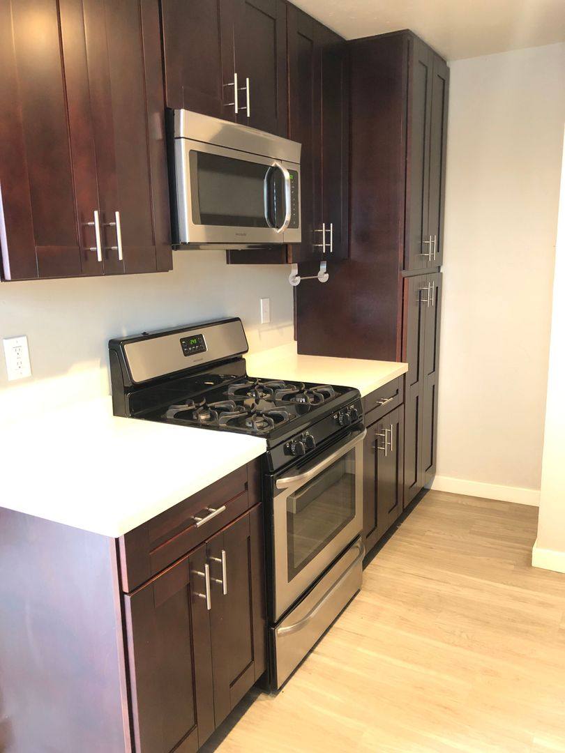 Apartment for rent at 4724-47305 Point Loma, San Diego, CA 92107