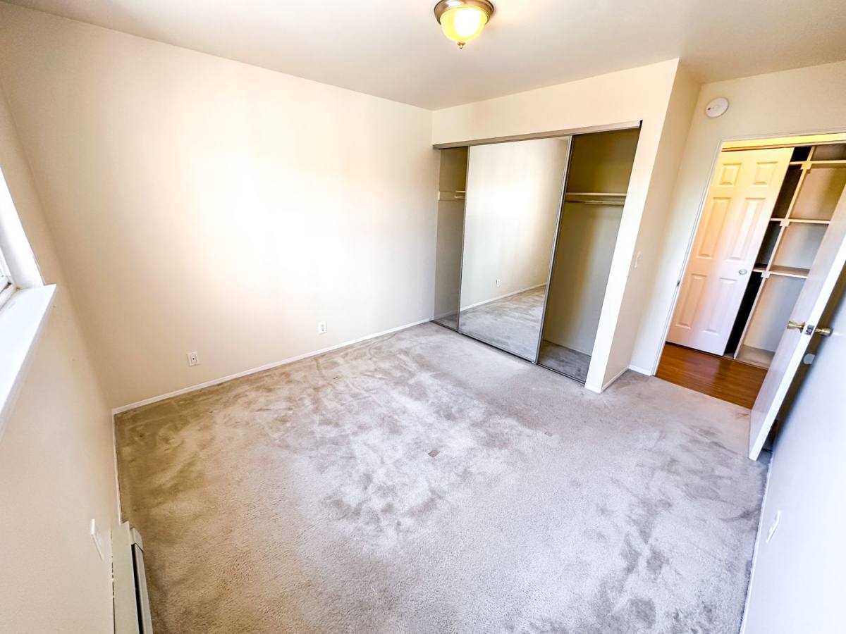 Apartment for rent at 424 19th Ave E, Seattle, WA 98112
