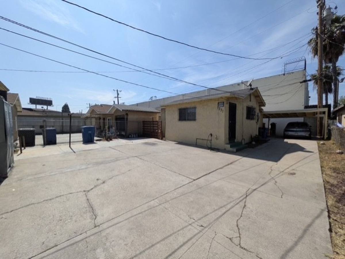 Apartment for rent at 1231 S Duncan Ave, Los Angeles, CA 90022