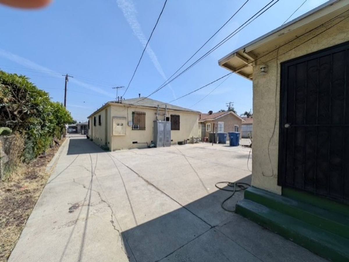 Apartment for rent at 1231 S Duncan Ave, Los Angeles, CA 90022