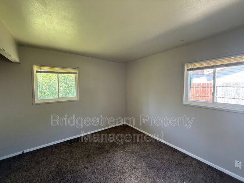 House for rent at 1427 Stuben Dr, Dayton, OH 45417