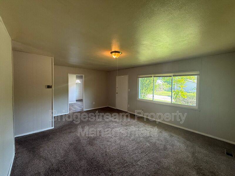 House for rent at 1427 Stuben Dr, Dayton, OH 45417