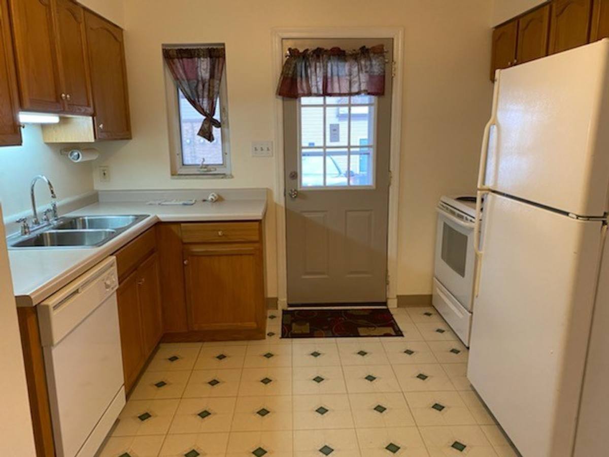 Townhouse for rent at 7 Mount Royal Court, Pittsburgh, PA 15223