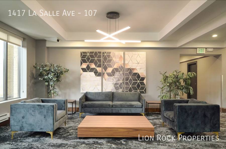 Apartment for rent at 1417 La Salle Ave, Minneapolis, MN 55403