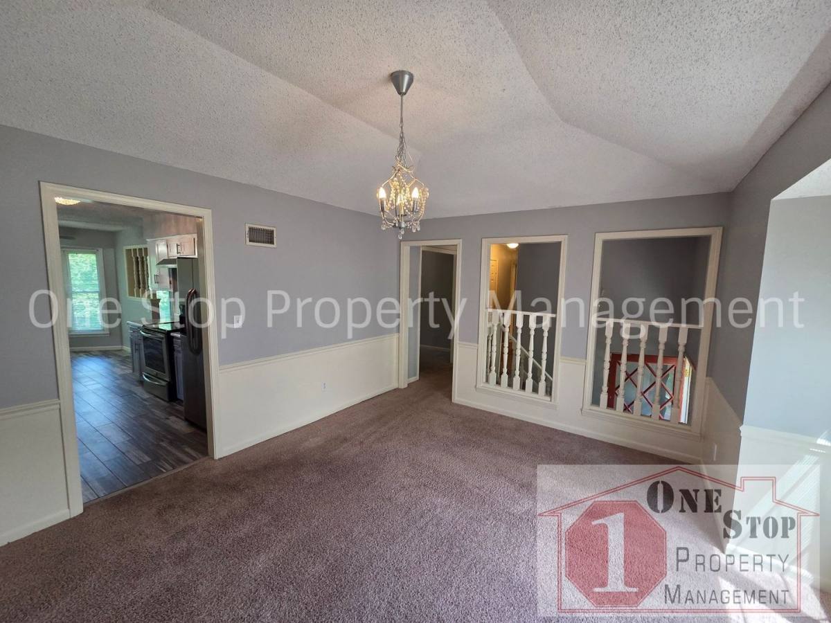 House for rent at 3032 NE 73rd Terrace, Kansas City, MO 64119