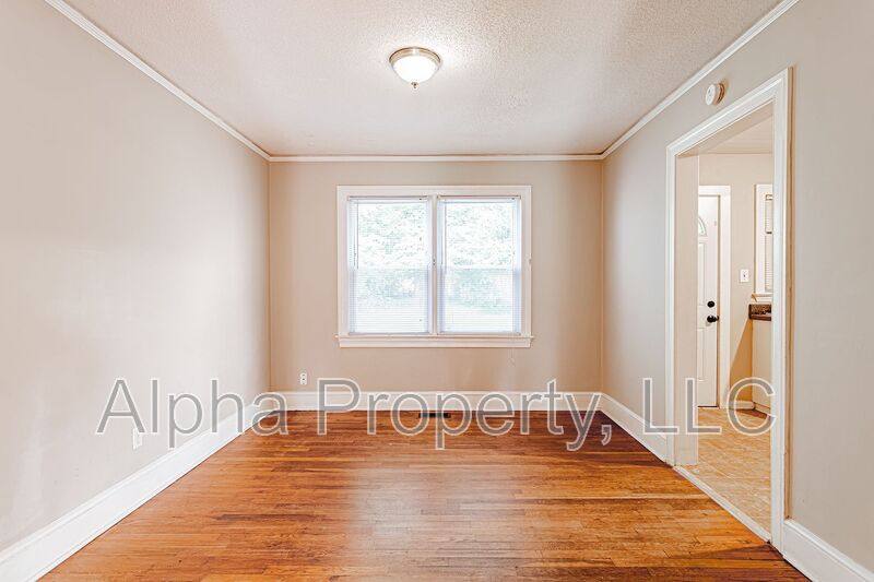 House for rent at 102 Harvard Dr, Spartanburg, SC 29306