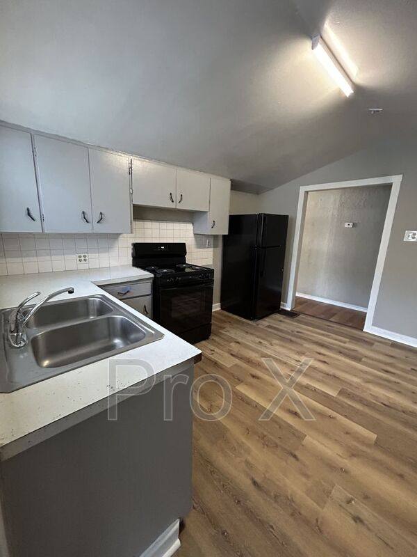 House for rent at 20 4th St Circle, Pittsburg, KS 66762
