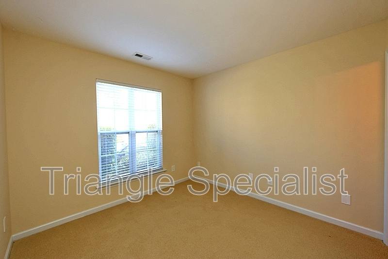 Townhouse for rent at 9811 Cicero Dr, Raleigh, NC 27617