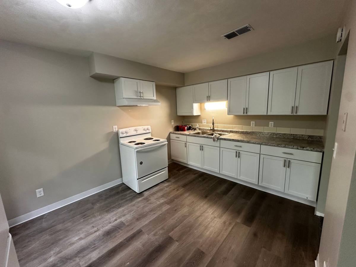 Apartment for rent at 8510 14th St W, Rock Island, IL 61201