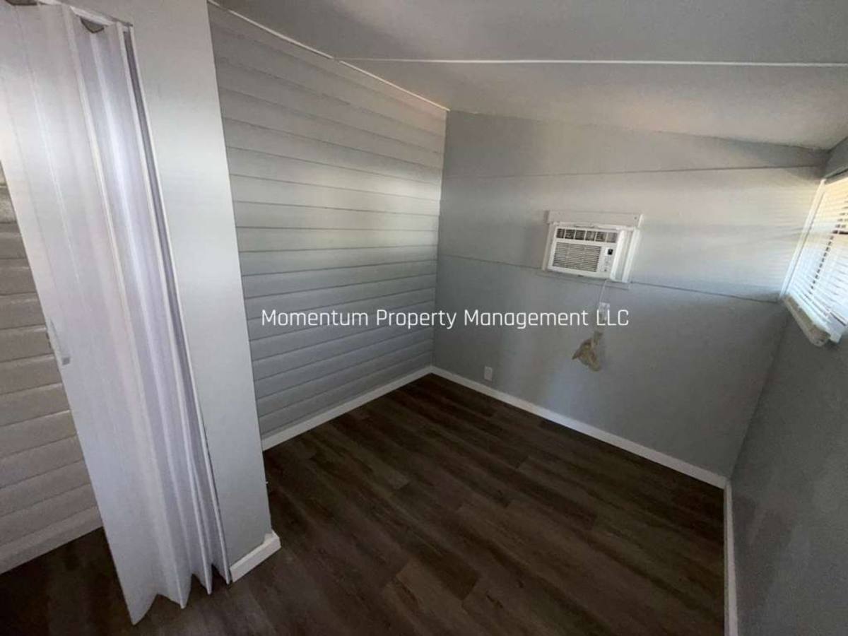 House for rent at 1428 12th St S, Saint Petersburg, FL 33705