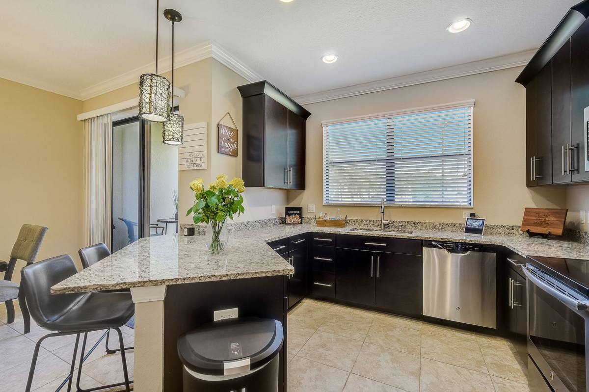 Townhouse for rent at 7811 52nd Terrace E, Bradenton, FL 34203