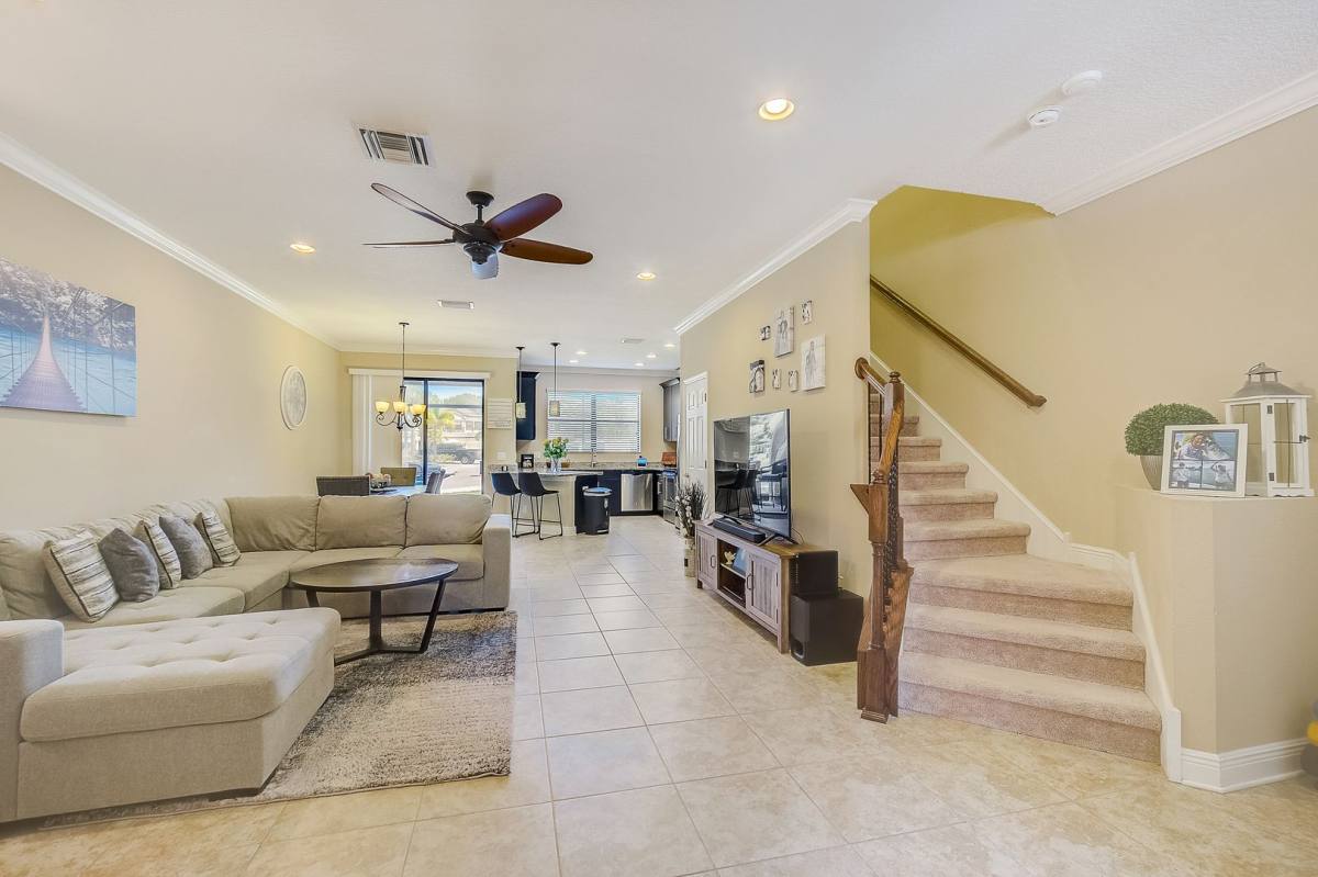 Townhouse for rent at 7811 52nd Terrace E, Bradenton, FL 34203