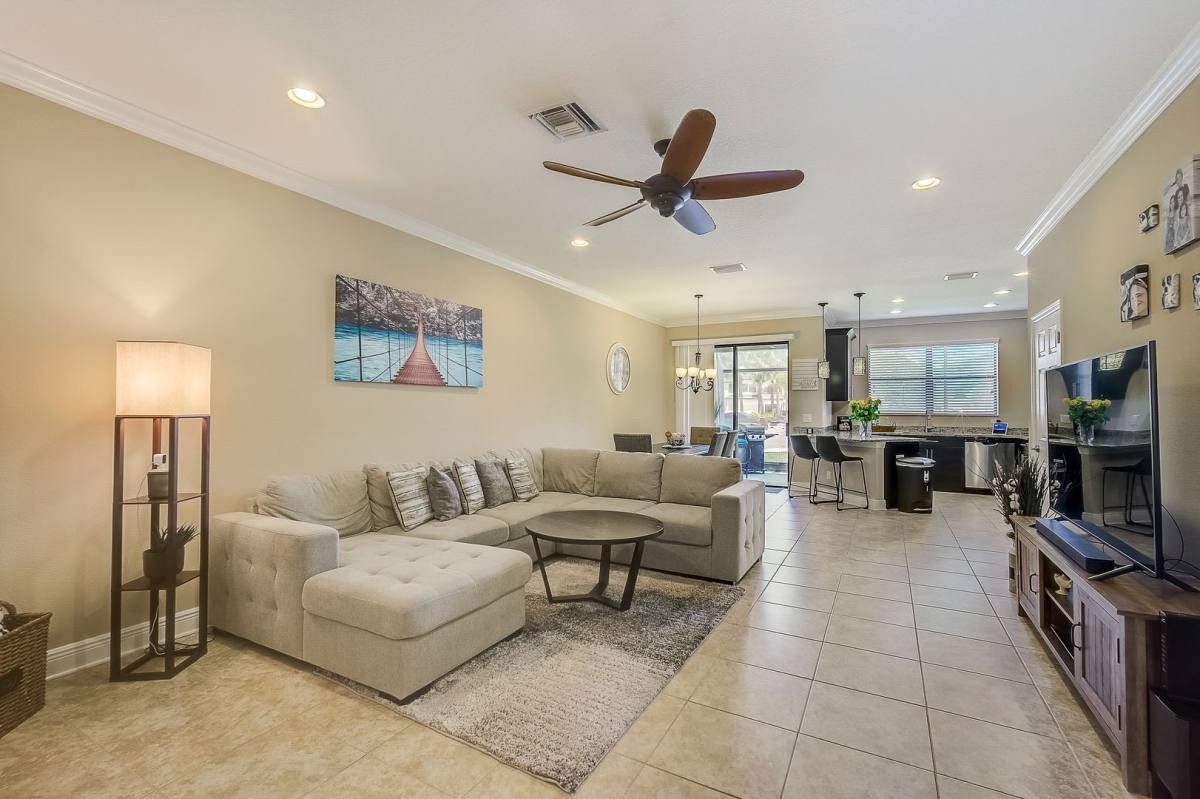 Townhouse for rent at 7811 52nd Terrace E, Bradenton, FL 34203