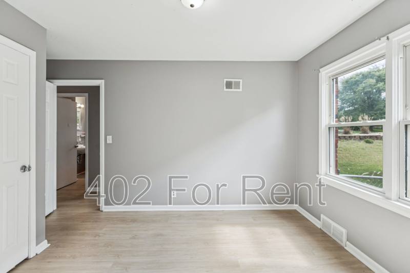 Apartment for rent at 4314 N 52nd St, Omaha, NE 68104