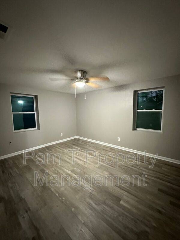 House for rent at 1921 Cowan Ave, Savannah, GA 31405