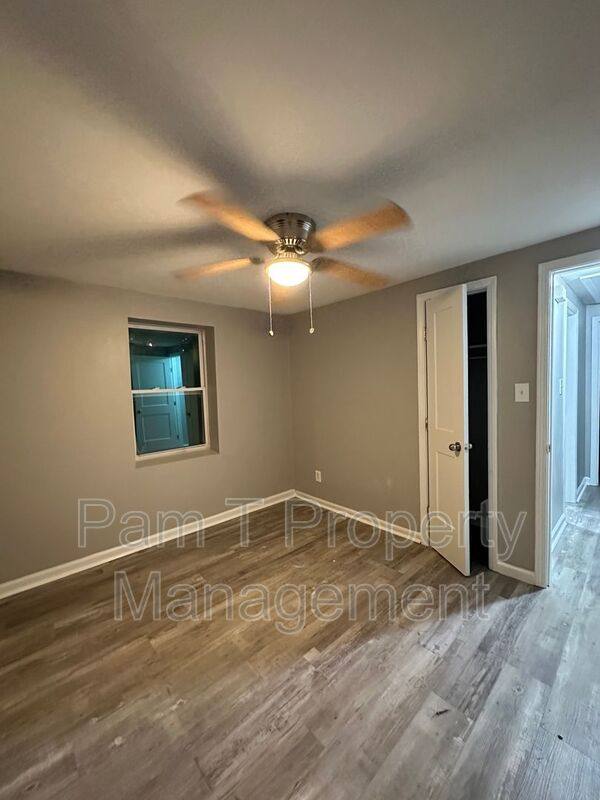 House for rent at 1921 Cowan Ave, Savannah, GA 31405