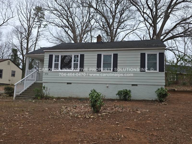 House for rent at 2711 Beech Nut Rd, Charlotte, NC 28208