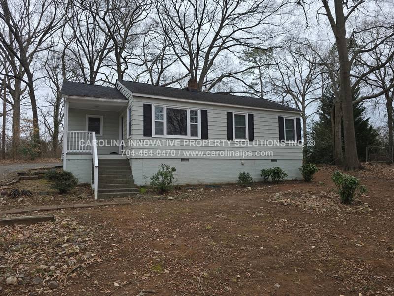 House for rent at 2711 Beech Nut Rd, Charlotte, NC 28208