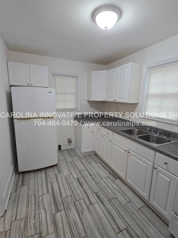 House for rent at 2711 Beech Nut Rd, Charlotte, NC 28208