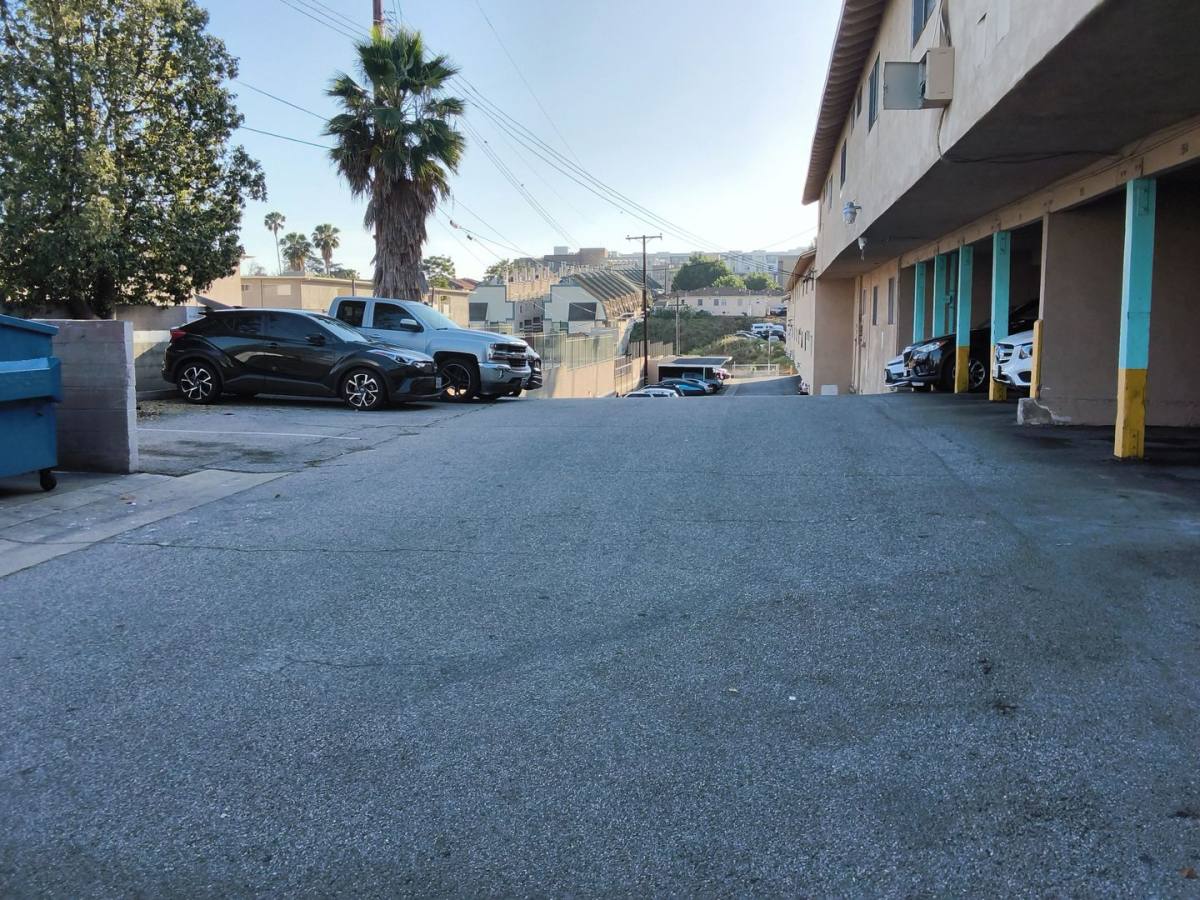 Apartment for rent at 109 S Almansor St, Alhambra, CA 91801