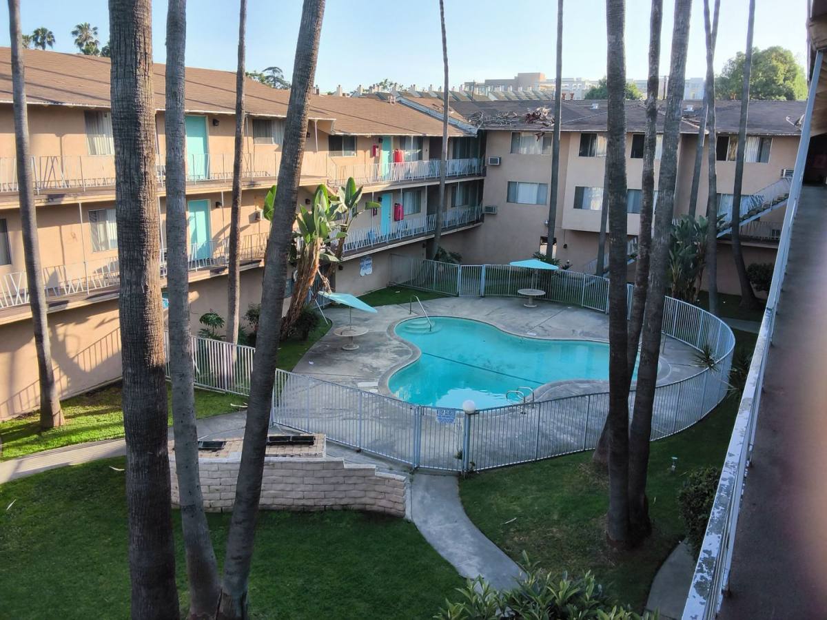 Apartment for rent at 109 S Almansor St, Alhambra, CA 91801