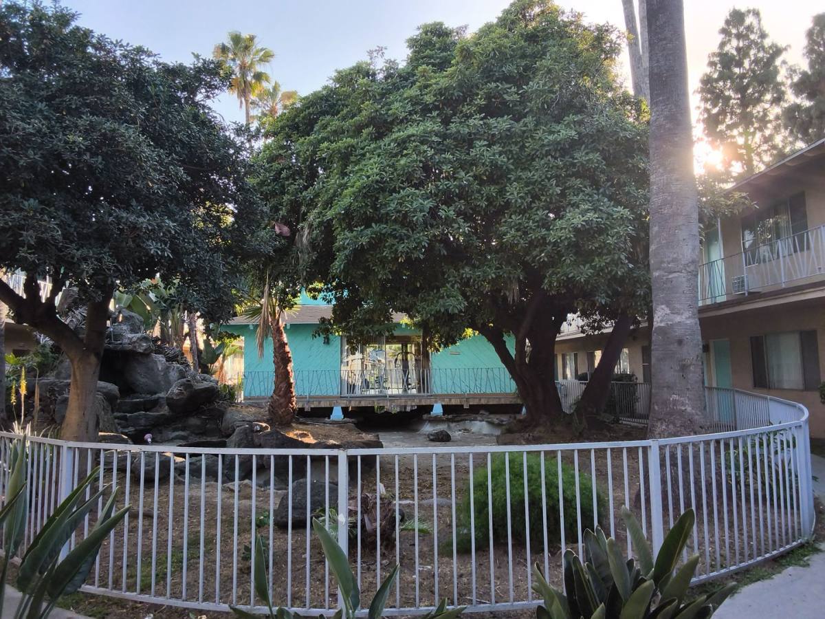 Apartment for rent at 109 S Almansor St, Alhambra, CA 91801