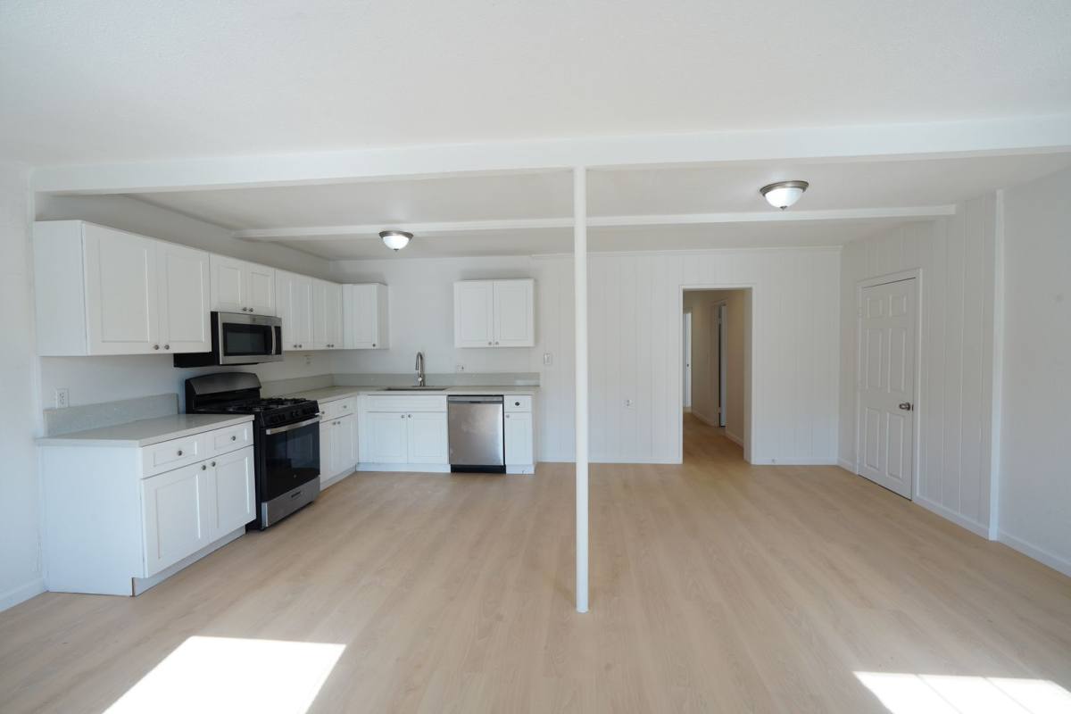 Apartment for rent at 1443 N Riverside Ave, Rialto, CA 92376