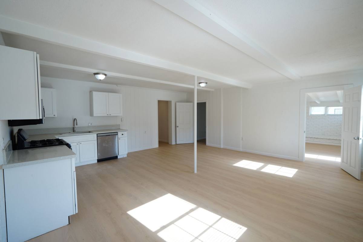 Apartment for rent at 1443 N Riverside Ave, Rialto, CA 92376