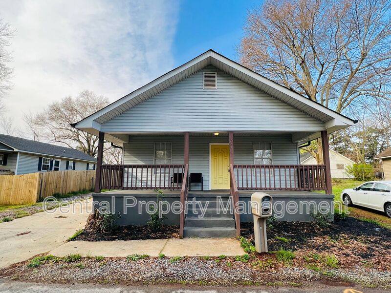House for rent at 221 Church St, Greenville, SC 29609