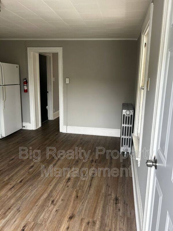 Apartment for rent at 262 Beech St #2, Pottstown, PA 19464