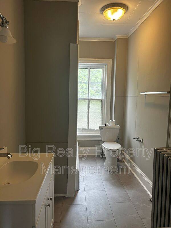 Apartment for rent at 262 Beech St #2, Pottstown, PA 19464