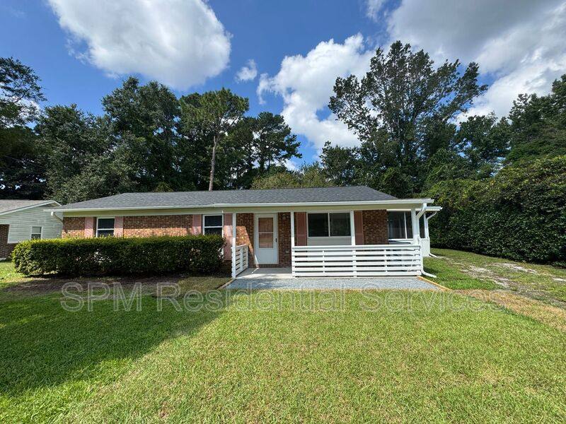 House for rent at 317 Covington Rd, Wilmington, NC 28409