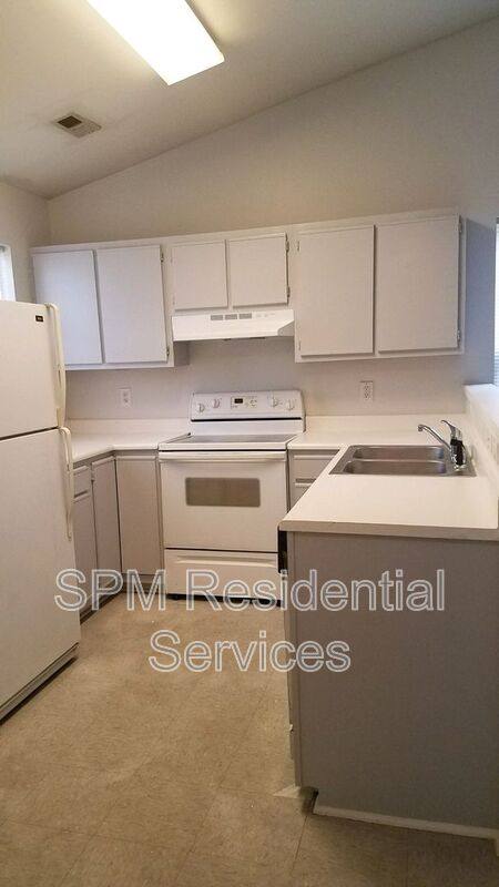 Townhouse for rent at 324 Saint Rosea Rd, Wilmington, NC 28405