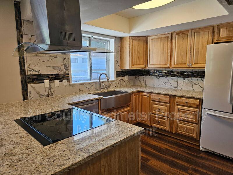 Townhouse for rent at 7309 Cardigan Circle, Atlanta, GA 30328